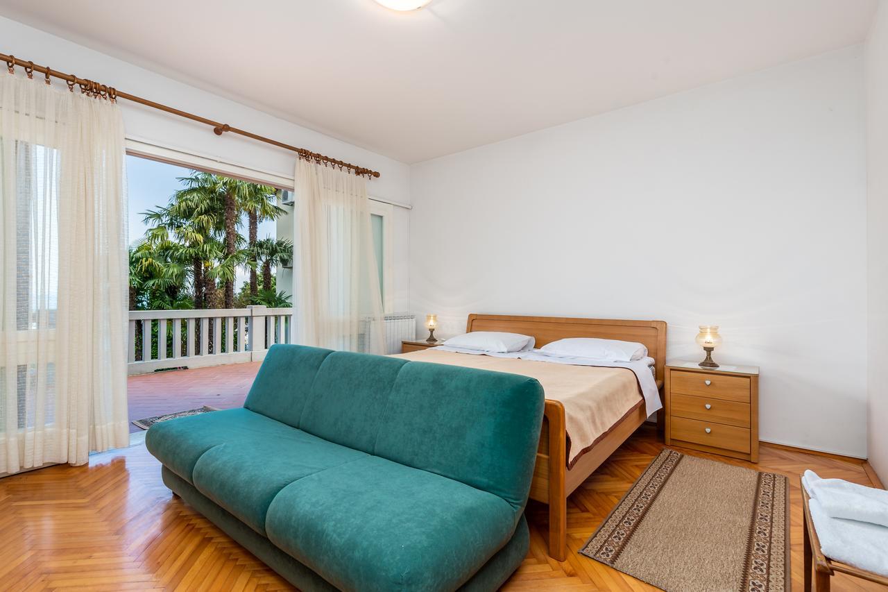 Rona Apartments Ani Ičići Exterior foto