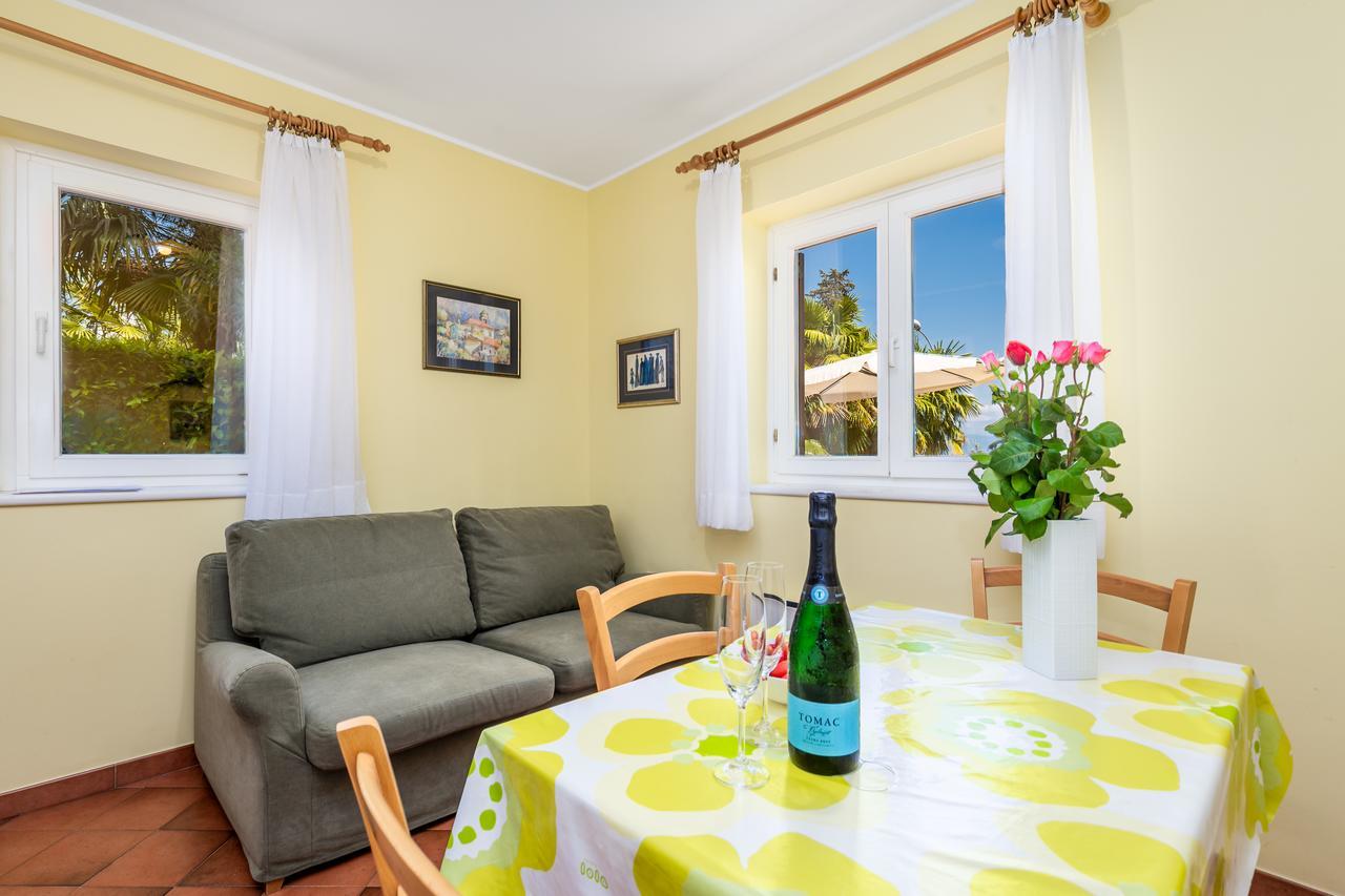 Rona Apartments Ani Ičići Exterior foto