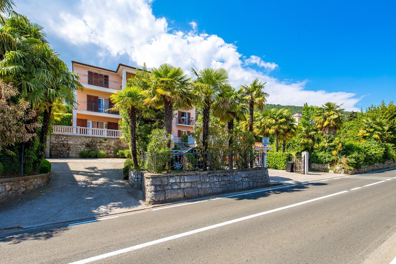 Rona Apartments Ani Ičići Exterior foto