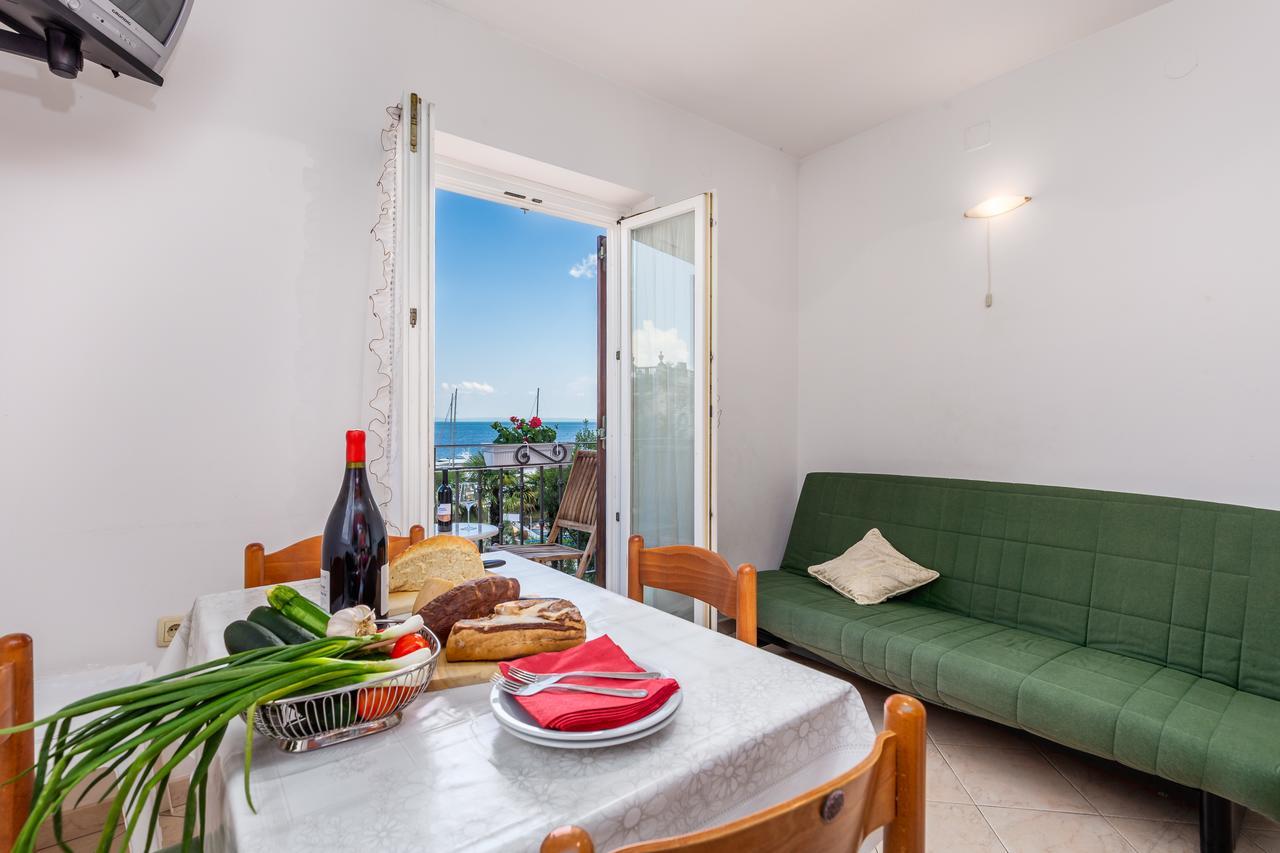 Rona Apartments Ani Ičići Exterior foto